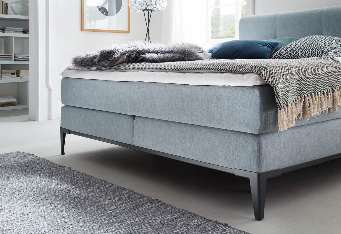 Boxspringbett Modern Style Kopfteil 3-Punkt-Steppung