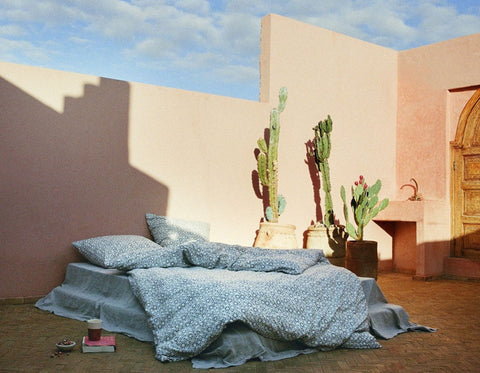 100% Bio-BW Perkal — Marrakech ecru/midnight blue