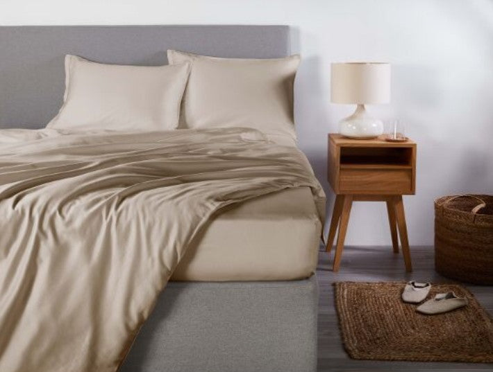 Linge de lit en satin Premium Uni