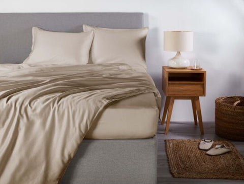 Linge de lit en satin Premium Uni