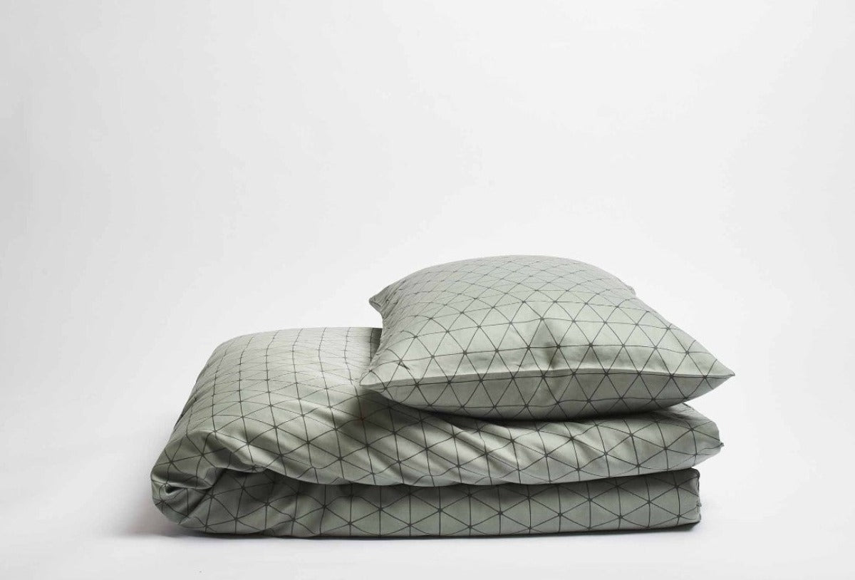 organic satin bed linen Peniche
