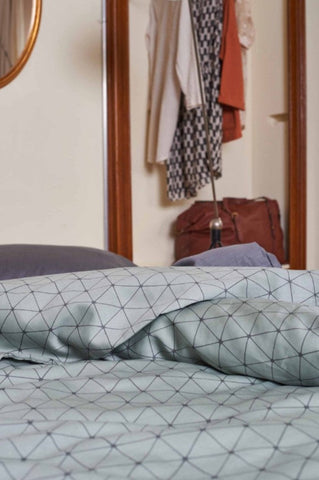 organic satin bed linen Peniche